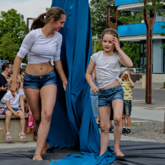 Egeria_Viertelfest_Alte_Weberei_Ronja-und-Amalia_3.jpg