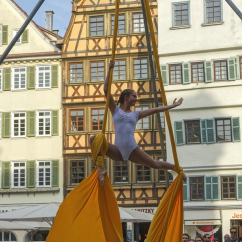 himmelstanz_ronja_marktplatz_tuebingen.jpg